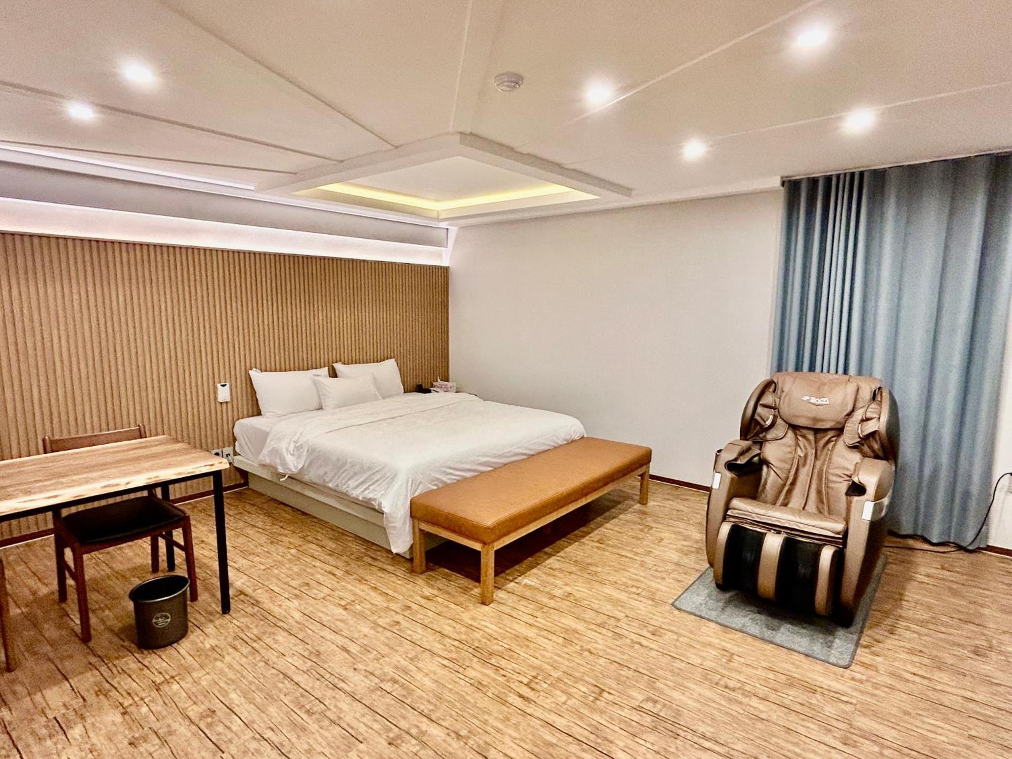 Series Hotel Gyeongju Exterior photo