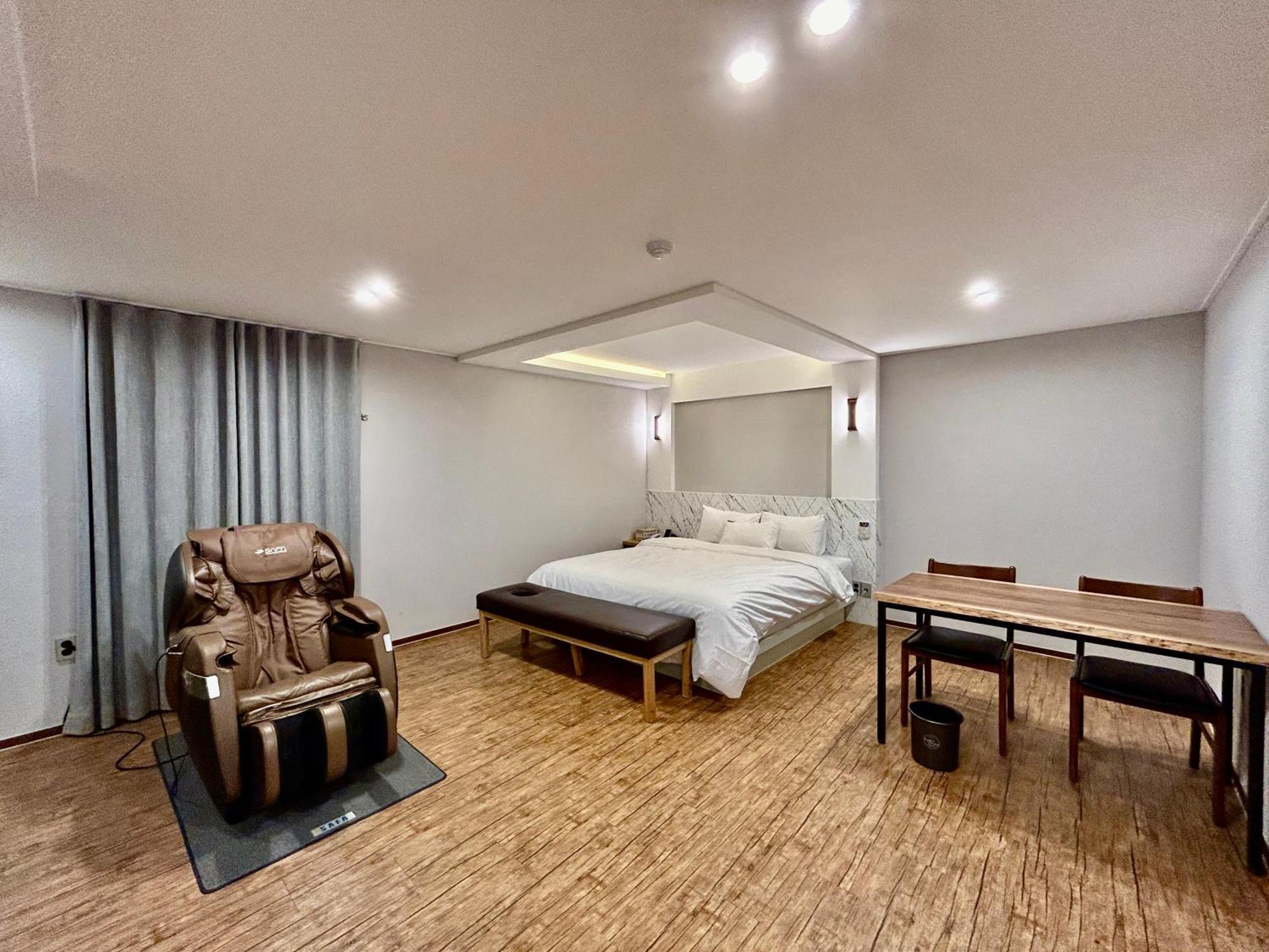 Series Hotel Gyeongju Exterior photo
